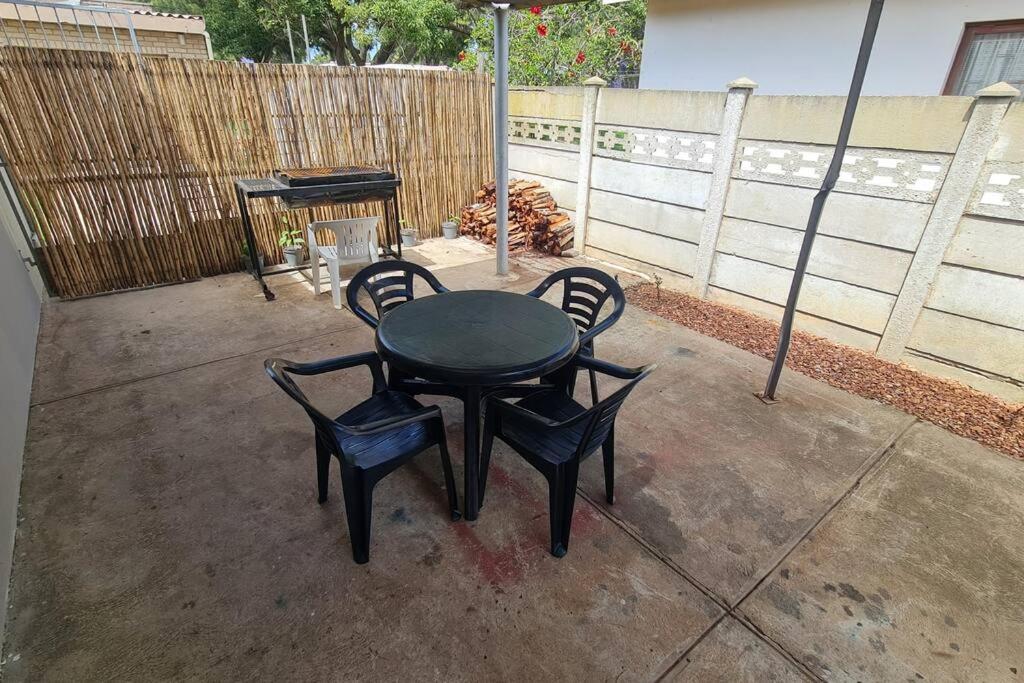 Rock Away Beach Condo. Hartenbos Esterno foto